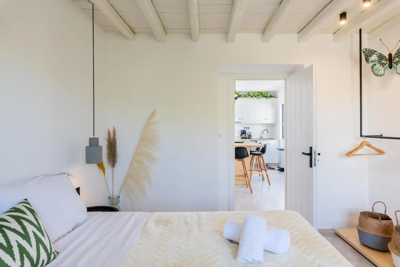 펜션 Yalos Mykonos 4 Bedroom Luxury House 5 Minute From Ornos Beach W Sea & Sunset View Mykonos Town